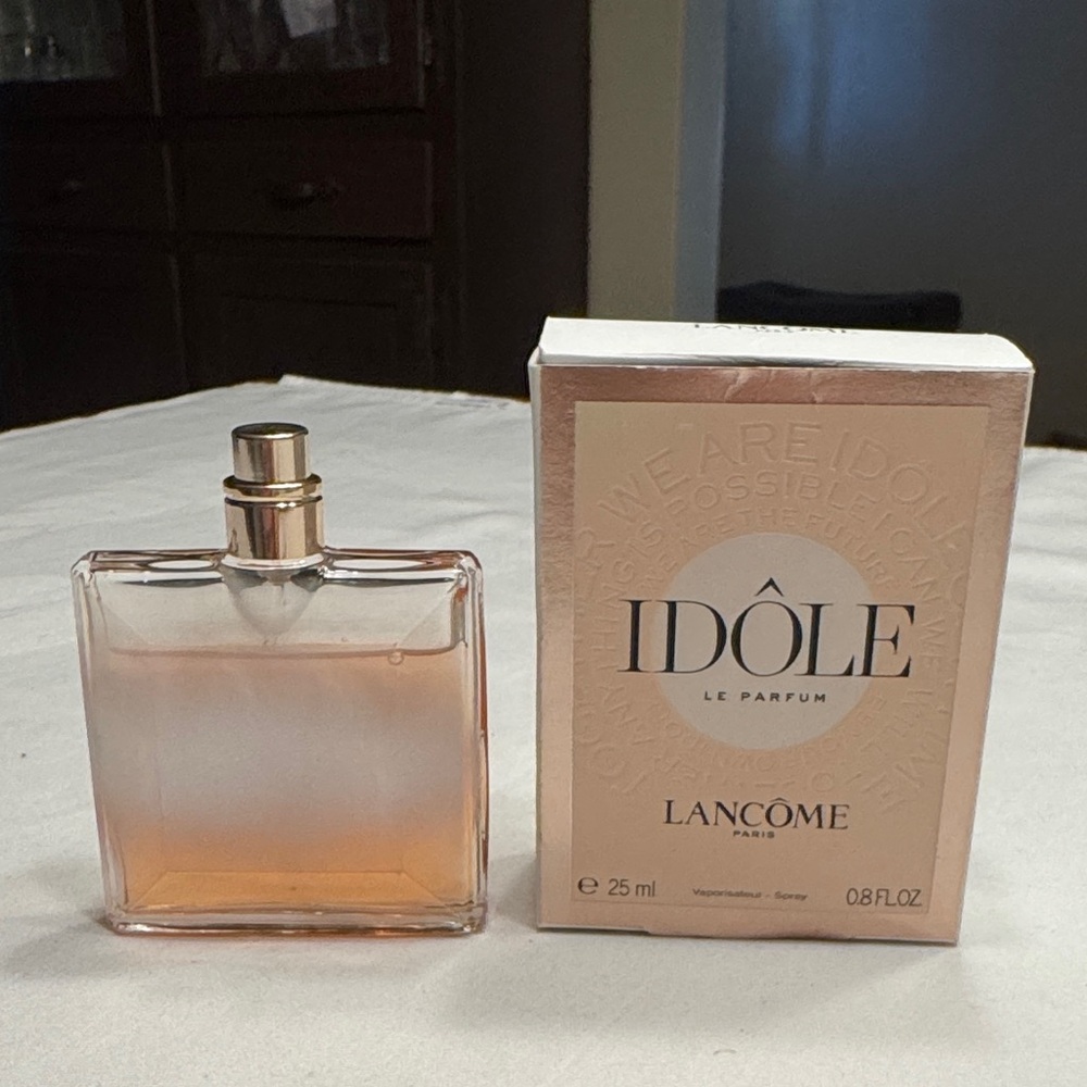Idôle by Lancôme Le Parfum for Women. Partially used. .08 oz/25ml.